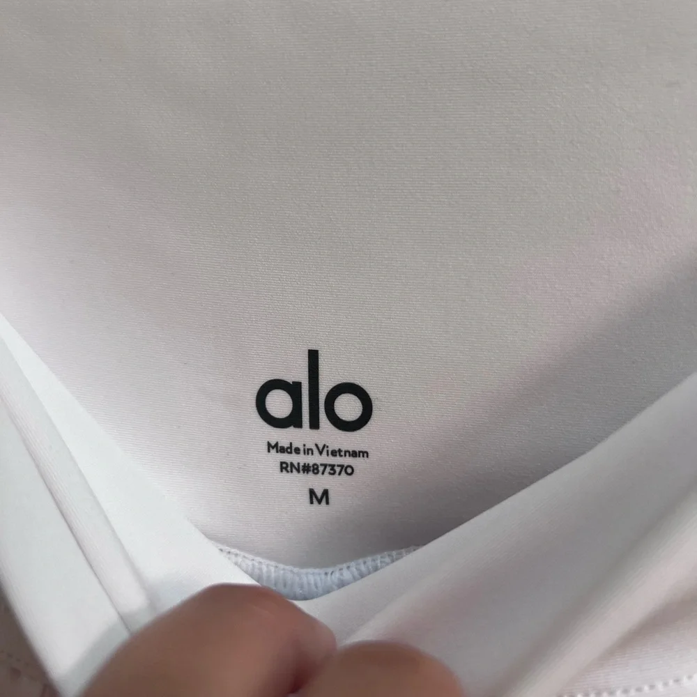 Alo Yoga pleated skirt